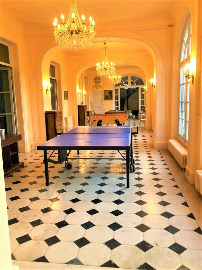 Chateau Du Boulay Morin Le Boulay-Morin Extérieur photo The table tennis table at the French Embassy in Berlin