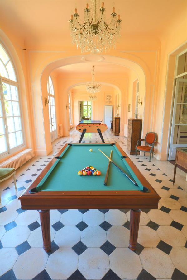 Chateau Du Boulay Morin Le Boulay-Morin Extérieur photo A pool table