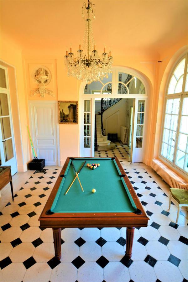 Chateau Du Boulay Morin Le Boulay-Morin Extérieur photo Pool table