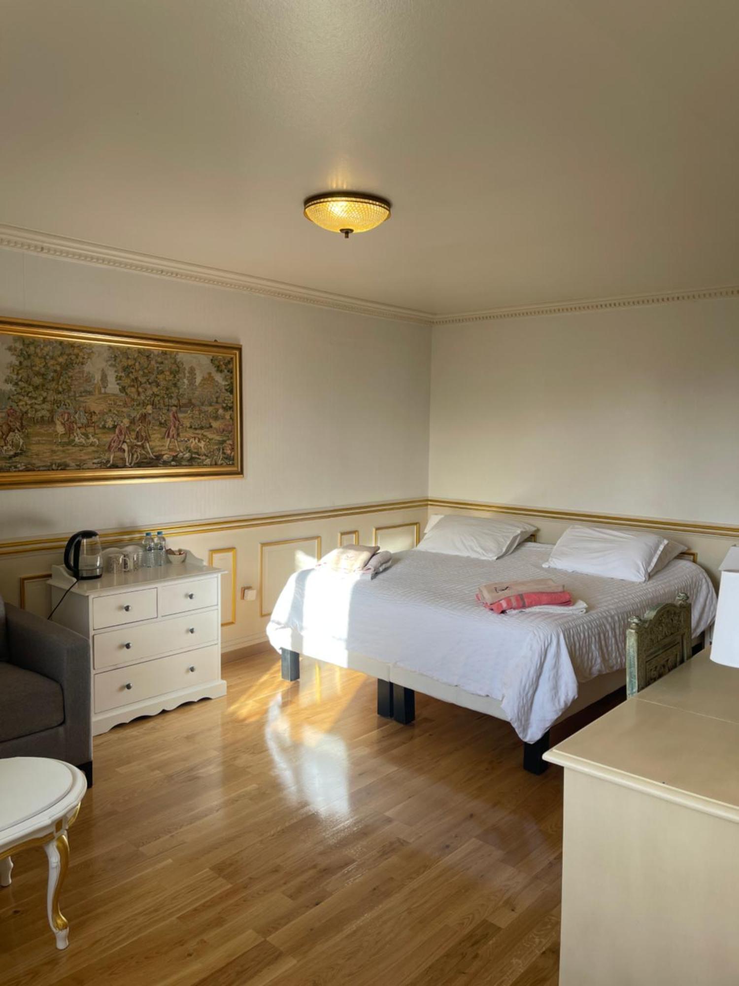 Chateau Du Boulay Morin Le Boulay-Morin Extérieur photo A room at the hotel